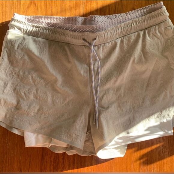 Athleta Crest 2 In 1 Shorts Size 0 - Picture 5 of 10